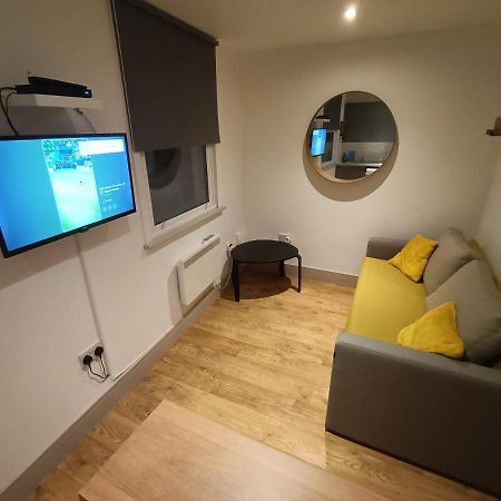 Lovely 1 Bedroom Apartment In Londyn Zewnętrze zdjęcie