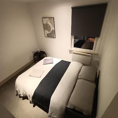 Lovely 1 Bedroom Apartment In Londyn Zewnętrze zdjęcie