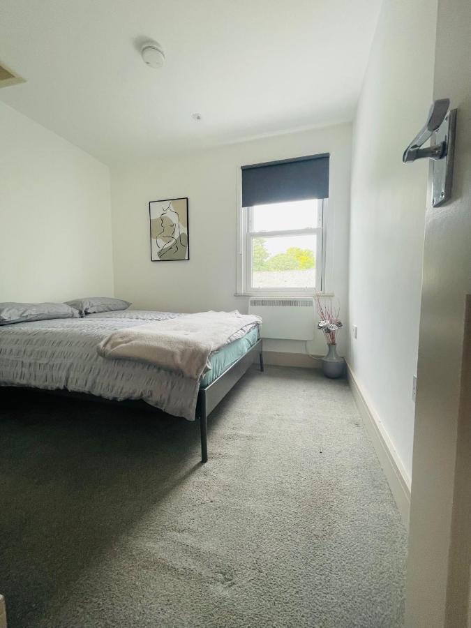 Lovely 1 Bedroom Apartment In Londyn Zewnętrze zdjęcie