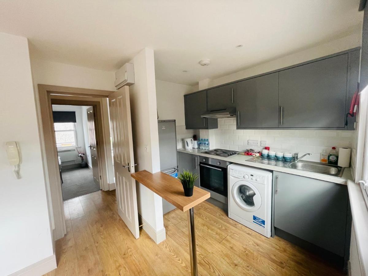 Lovely 1 Bedroom Apartment In Londyn Zewnętrze zdjęcie